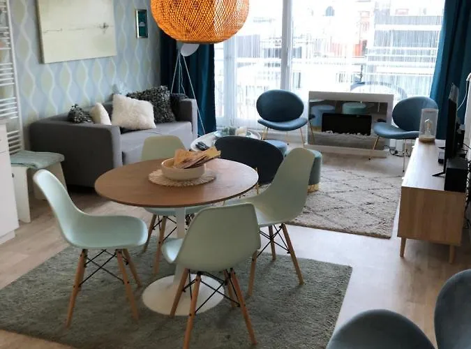 Ma Mere Beach Condo Oostende
